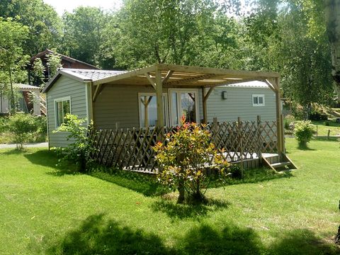 Camping Montbartoux - Camping Puy-de-Dôme